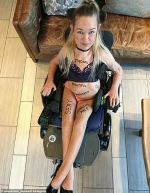 Wheelchairrapunzel OnlyFans Leaked Free Thumbnail Picture - #mBUIORY2qd