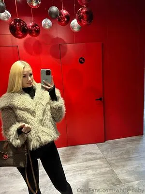 White Baby OnlyFans Leaked Free Thumbnail Picture - #1KbLL0mCCZ