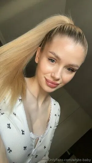 White Baby OnlyFans Leaked Free Thumbnail Picture - #AgtUgYgjW1