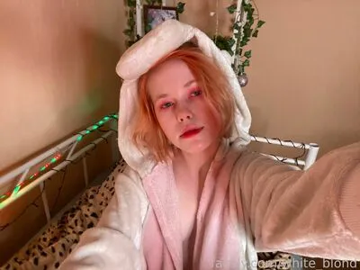 White Blond OnlyFans Leaked Free Thumbnail Picture - #WbHSybCYkg
