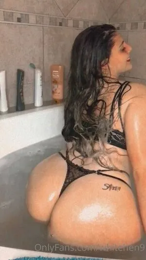White Hen OnlyFans Leaked Free Thumbnail Picture - #4ekb0UiSN4