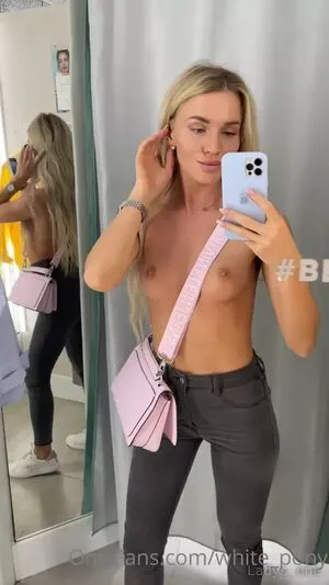 White Pony OnlyFans Leaked Free Thumbnail Picture - #3G6ib6UU11