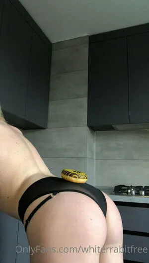 Whiterrabitfree OnlyFans Leaked Free Thumbnail Picture - #J0n3me04lz