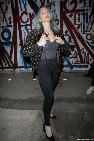 Whitney Cummings OnlyFans Leaked Free Thumbnail Picture - #0SJWS9Upzs