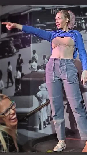 Whitney Cummings OnlyFans Leaked Free Thumbnail Picture - #Mbp9Kt95kf