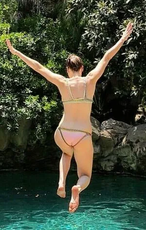 Whitney Cummings OnlyFans Leaked Free Thumbnail Picture - #YvvU3qh27q