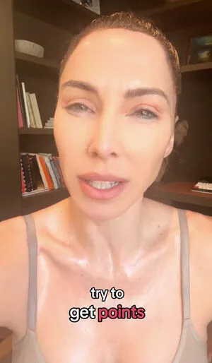 Whitney Cummings OnlyFans Leaked Free Thumbnail Picture - #km04d1mxZN