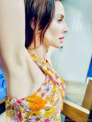 Whitney Cummings OnlyFans Leaked Free Thumbnail Picture - #vErFaOZ52a