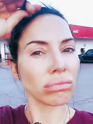 Whitney Cummings OnlyFans Leaked Free Thumbnail Picture - #vMs9C2VrIc