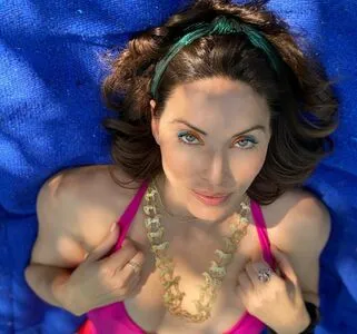 Whitney Cummings OnlyFans Leaked Free Thumbnail Picture - #whgK2N8XFN