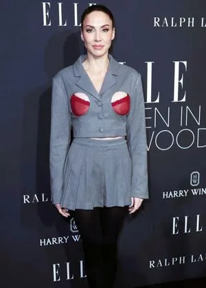 Whitney Cummings OnlyFans Leaked Free Thumbnail Picture - #xd45DTQNWZ