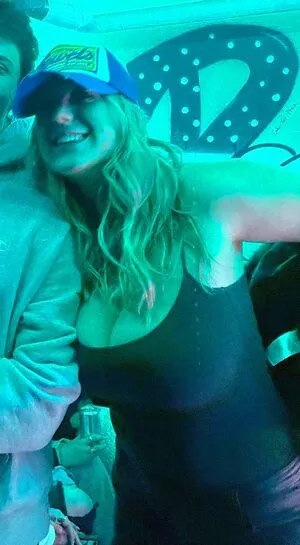 Whitney T OnlyFans Leaked Free Thumbnail Picture - #fm2SudHfXJ