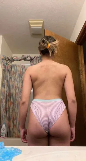 Who Is This OnlyFans Leaked Free Thumbnail Picture - #C7pmn2BNIA