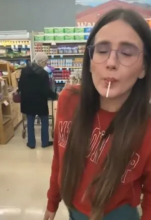 Who Is This OnlyFans Leaked Free Thumbnail Picture - #La1aDi6hhA