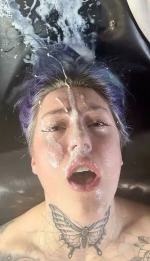 Who Is This OnlyFans Leaked Free Thumbnail Picture - #cE8RwhwKsA