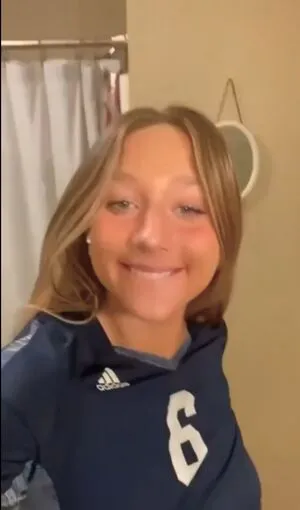 Who Is This OnlyFans Leaked Free Thumbnail Picture - #j6Nqz9QoJy