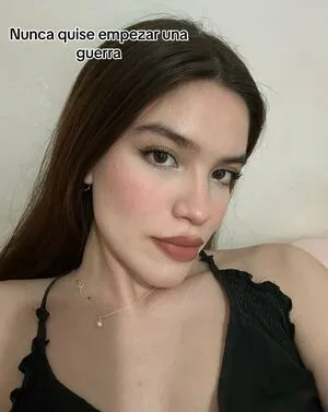 Who Is This OnlyFans Leaked Free Thumbnail Picture - #5Dyl0MXc19