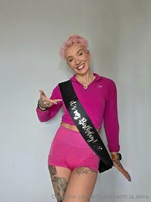 Who On Earth Is Anna OnlyFans Leaked Free Thumbnail Picture - #WVM45jtwNk