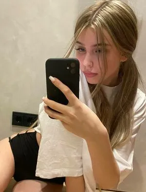 Whylollycry OnlyFans Leaked Free Thumbnail Picture - #8zNwlfWFBD