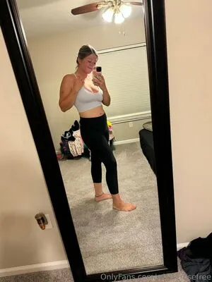 Whyterosefree OnlyFans Leaked Free Thumbnail Picture - #66afuYUmdC