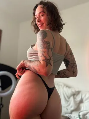 wichitak OnlyFans Leaked Free Thumbnail Picture - #atrJxXQ9UC