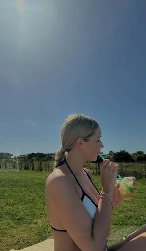 Wieke Langanke OnlyFans Leaked Free Thumbnail Picture - #AtfH7SE1ho