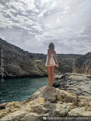 Wieke OnlyFans Leaked Free Thumbnail Picture - #Dd5FiooiMs