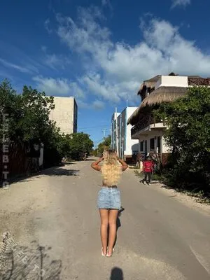 Wieke OnlyFans Leaked Free Thumbnail Picture - #XIbVcX0sze