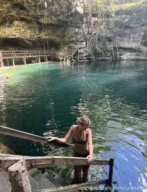 Wieke OnlyFans Leaked Free Thumbnail Picture - #Ywmz29X2R5