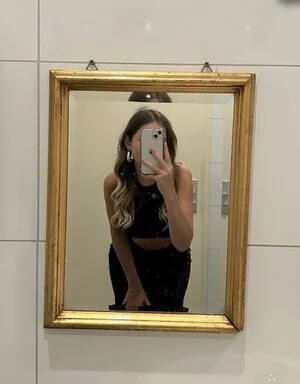 Wieke OnlyFans Leaked Free Thumbnail Picture - #zwOY9phRyV