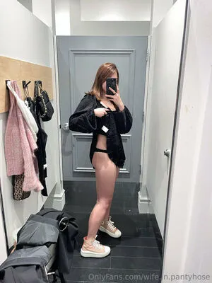 Wife In Pantyhose OnlyFans Leaked Free Thumbnail Picture - #KBTorolHhG