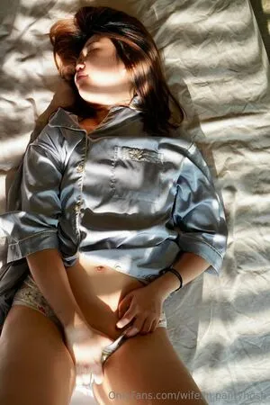 Wifey In Pantyhose OnlyFans Leaked Free Thumbnail Picture - #vTHYiaWR1P