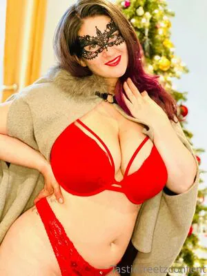 Wifeydoingthingz OnlyFans Leaked Free Thumbnail Picture - #fqjaerb2jA