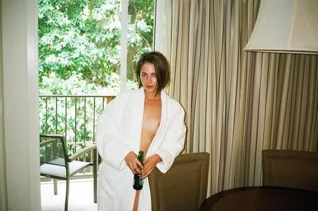 Willa Holland OnlyFans Leaked Free Thumbnail Picture - #1mPDl7jc8H