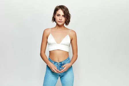 Willa Holland OnlyFans Leaked Free Thumbnail Picture - #5ufitcyg0U