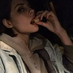 Willa Holland OnlyFans Leaked Free Thumbnail Picture - #LuQSxtUTQD