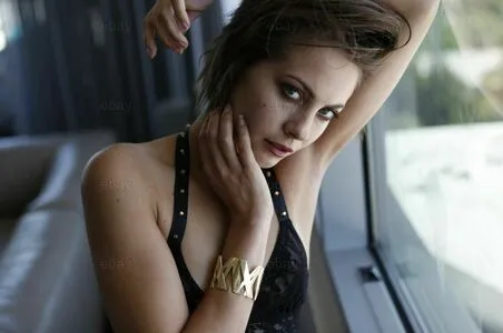 Willa Holland OnlyFans Leaked Free Thumbnail Picture - #kAUZGECPer