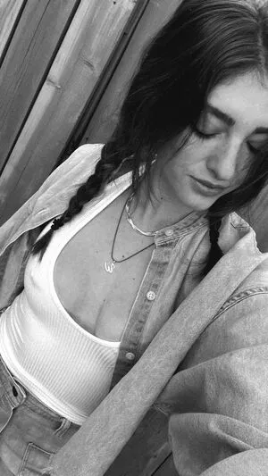 Willow Shields OnlyFans Leaked Free Thumbnail Picture - #LzDcV0RgP1