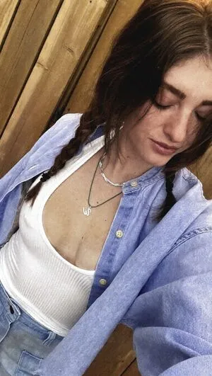 Willow Shields OnlyFans Leaked Free Thumbnail Picture - #MSnwmqg0l7