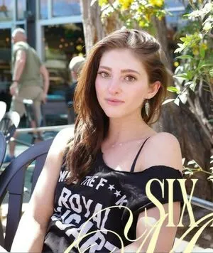 Willow Shields OnlyFans Leaked Free Thumbnail Picture - #QWX9Cfiyo4