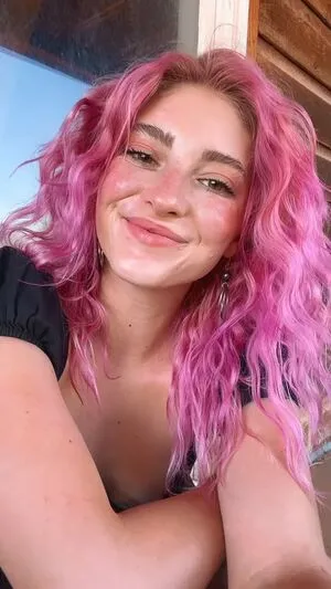 Willow Shields OnlyFans Leaked Free Thumbnail Picture - #aS1ZGaY7iz