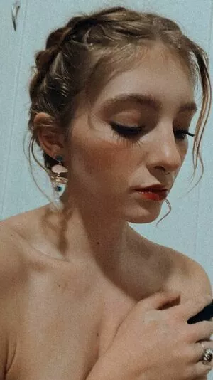 Willow Shields OnlyFans Leaked Free Thumbnail Picture - #2KFhExagF6