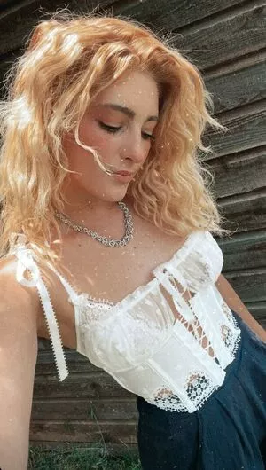 Willow Shields OnlyFans Leaked Free Thumbnail Picture - #KYFVozsria