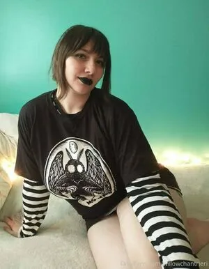 Willowchantrieri OnlyFans Leaked Free Thumbnail Picture - #U6fIUrgVDk