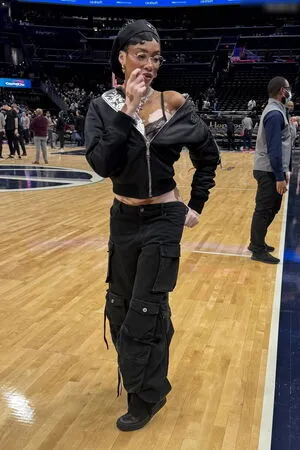 Winnie Harlow OnlyFans Leaked Free Thumbnail Picture - #B7jtjHm3EF