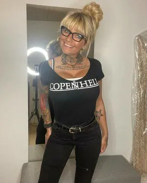 Winnie Nielsen OnlyFans Leaked Free Thumbnail Picture - #7SoVc9Iimt