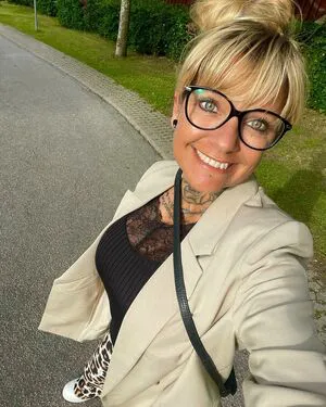 Winnie Nielsen OnlyFans Leaked Free Thumbnail Picture - #D1HsrzEax6