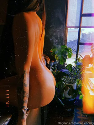 Winniehoney OnlyFans Leaked Free Thumbnail Picture - #LYDZXUAr98