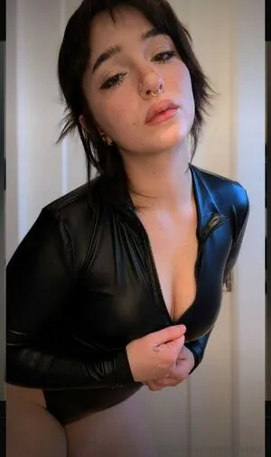 Winnygirl360 OnlyFans Leaked Free Thumbnail Picture - #5k6Oo2vOOl