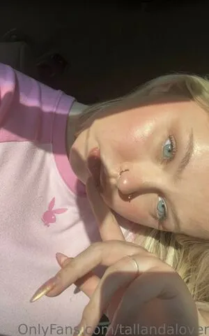 Winona Hauser OnlyFans Leaked Free Thumbnail Picture - #flaM3q4fd2